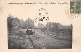 Rethel      08    Place De La République Et Rue Du Palais - Andere & Zonder Classificatie