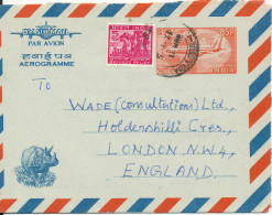 India Aerogramme Sent To England 5-1-1973 - Aérogrammes