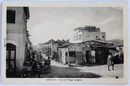 Delcampe - CPA DJIBOUTI Rue Du Village Indigène Animé - Dschibuti