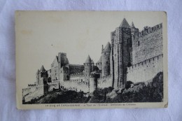 France La Cite De Carcassonne Tour De L'Eveque  Defense Du Chateau  A 112 - Carcassonne