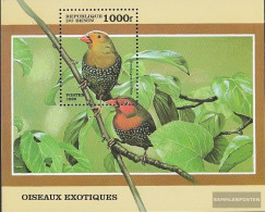 Benin Block45 (complete Issue) Unmounted Mint / Never Hinged 1999 Small Birds Out All World - Autres & Non Classés