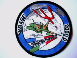 INSIGNE TISSUS PATCH ARMEE DE L´AIR ESCADRON DE CHASSE 3/3 ARDENNES MIRAGE 2000 D OPEX TRIDENT KOSOVO ETAT EXCELLENT - Armée De L'air