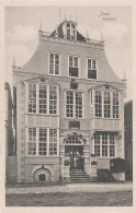 Delcampe - AK Jever Rathaus Kirchplatz 11bei Wittmund Schortens Wangerland Friedeburg Wilhelmshaven Hooksiel Sande Hohenkirchen - Jever