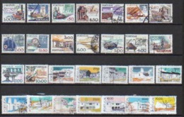 Portugal Small Selection Of Modern Definitive Stamps. - Collections