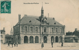 NEUVILLE DE POITOU - Mairie - Neuville En Poitou