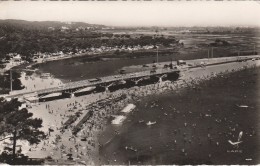 ST AYGULF - La Plage Et Les Etangs - Saint-Aygulf