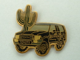 PIN´S TOYOTA RUNNER - CACTUS - Toyota