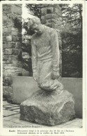 Bande -- Monument érigé à La Mémoire Des 34 Fils De L´ Ardenne. (2 Scans) - Nassogne