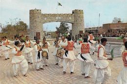 Pakistan - The Folk Dance Of The People: Khattak Dance - Venus Agency - Carte Non Circulée - Pakistan