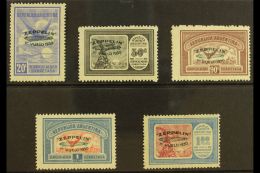 1930 Air "Zeppelin" Overprints In Green Complete Set (Scott C25/29, SG 587/91), Fine Mint, Very Fresh &... - Other & Unclassified