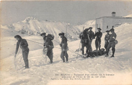 05- BRIANCON- TRANSPORT D'UN MALDE SUR LE TRAINEAU IMPROVISE DE L'ECOLE DE SKI DU 159e D'inf - Briancon