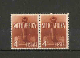 SOUTH AFRICA 1941 4d ORANGE-BROWN SG 92 MOUNTED MINT Cat £27 - Ongebruikt