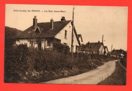 Cité Jardin Du LE TRAIT -  La Rue Jean Bart. - Le Trait