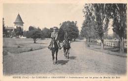 Sport.   Hippisme  Les Courses . Coye   60.   Camargo Et Grandesse  A L'entrainement - Paardensport