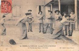 Miribel Les Echelles   38  Jeux De Fête A L'Alumnat. La Course Aux Sacs.Arrivée (coin Légèrement Rogné) - Other & Unclassified