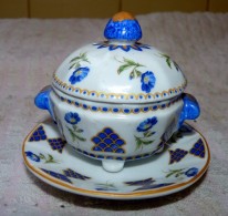 JOLIE BOITE PORCELAINE DE LIMOGES PA FORME SOUPIÈRE AVEC SOUCOUPE DÉCORÉE TBE - Dozen