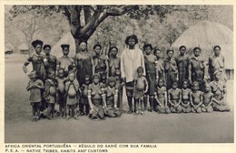 MOÇAMBIQUE, MOZAMBIQUE, AFRICA ORIENTAL PORTUGUESA, Régulo Do Sabié Com Sua Familia, 2 Scans - Mosambik