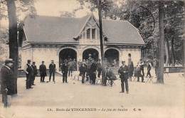 Sport.   Jeu De Boules. Pétanque.  Paris  75 Bois De Vincennes  Joueurs De Boules (pli) - Petanca