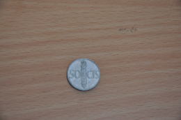 REF 003   :  Monnaie Espagne 10 Centimos 1966 Spain - 50 Centimos