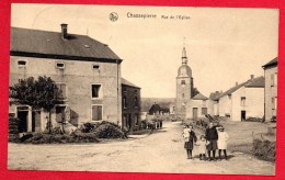 Chassepierre. Rue De L'église. Fillettes Et Poupée. Eglise Saint-Martin. 1923 - Chassepierre
