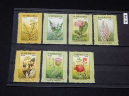 Uzbekistan - 2002 Flowering Plants MNH__(TH-16011) - Usbekistan