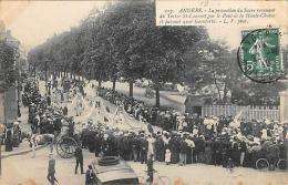 Angers   49    Procession Du Grand Sacre .  Quai Gambetta - Angers