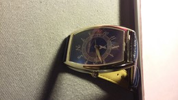 MONTRE "1984-1999" - Moderne Uhren