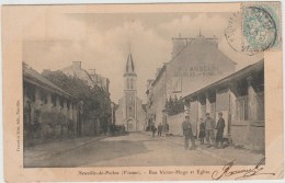 NEUVILLE DE POITOU (86) - RUE VICTOR HUGO ET EGLISE - Neuville En Poitou