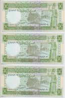 Szíria 1982. 5P (3x) SorszámkövetÅ‘k '779302-779304' T:I
Syria 1982. 5 Pounds (3x) Sequential... - Non Classificati