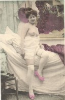 ** T1/T2 Nude Lady, Erotic Postcard - Unclassified