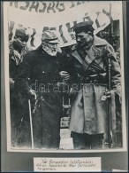 1848-as és 1918-as Katonák Találkozása Korabeli Fotó Másolata 18x24 Cm - Altri & Non Classificati