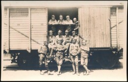 Cca 1914-1918 Katonák Vagonban, Jelzetlen Fotó, 9x14 Cm - Sonstige & Ohne Zuordnung