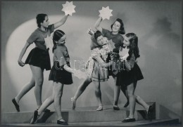 Cca 1935 Kis Csillagok Tündöklése, Leichtner Erzsébet Vintage Fotója Szentpál... - Altri & Non Classificati