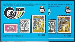 ** 1983 Asztronautikai Kongresszus Emlékív 3 Vékony + 2 Vastag Papíron (9.200) - Sonstige & Ohne Zuordnung