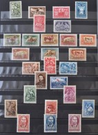 ** 1950-1961 GyÅ±jtemény Néhány Blokkal A/4 Berakóban / Collection With A Few Blocks In... - Other & Unclassified