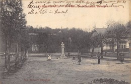 CPA 95 VALMONDOIS LA PLACE LE MONUMENT DAUMIER 1916 - Valmondois