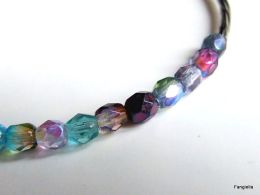 Bracelet Multicolore Perles Facettées En Cristal Autrichien Sur Métal Argenté   Des Tubes Striés Ajoutent Un Raffinement - Bracciali