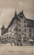 SCHAFFHAUSEN → Frohnwagplatz Apotheke Taube Mit Brunnen Und Vielen Kinder, Ca.1920 - Sonstige & Ohne Zuordnung