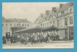 CPA 30 - Métier Marchands Ambulants Le Marché Aux Poissons DOUAI 59 - Douai