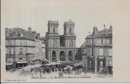 CPA Marché Non Circulé AUCH Gers - Marchés