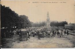 CPA Marché Non Circulé BAYEUX - Marktplaatsen