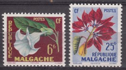 Madagascar Flowers 1959 Mi#440-441 Mint Never Hinged - Neufs