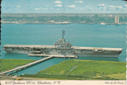 46999- CHARLESTON- USS YORKTOWN AIRCRAFT CARRIER, MUSEUM, PARTIAL TOWN PANORAMA - Charleston