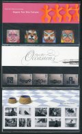 2001 PRESENTATION PACKS A Lovely Complete Year Collection From The Hopes Of The Future Set To The Christmas Set.... - Otros & Sin Clasificación