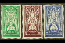 1937 St Patrick Complete Set, SG 102/104, Very Fine Mint. Fresh (3 Stamps) For More Images, Please Visit... - Autres & Non Classés