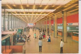 R  12 : PARIS :  Aéroport :   Hall De La  Gare - Aéroports De Paris