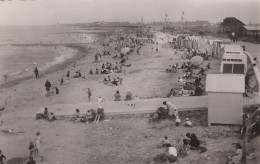 COURSEULLES Sur MER  - La Plage Et La Nouvelle Digue ( Rare ) - Courseulles-sur-Mer