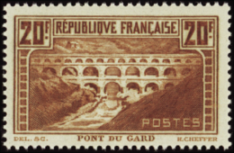 N°262 20f Pont Du Gard   Qualité:** Cote:550€ - Altri & Non Classificati