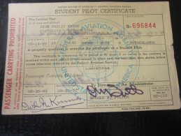 STUDENT PILOT CERTIFICATE FEDERAL AVIATION AGENCY UNITED STATES OF AMERICA PASSAGER CARRYING PROHIBITED BREVET PILOTE - Altri & Non Classificati