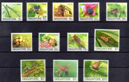 SINGAPOUR Abeilles, Bees, Abejas  Yvert N°455/66**. MNH. Dentelé, Perforate - Abeilles